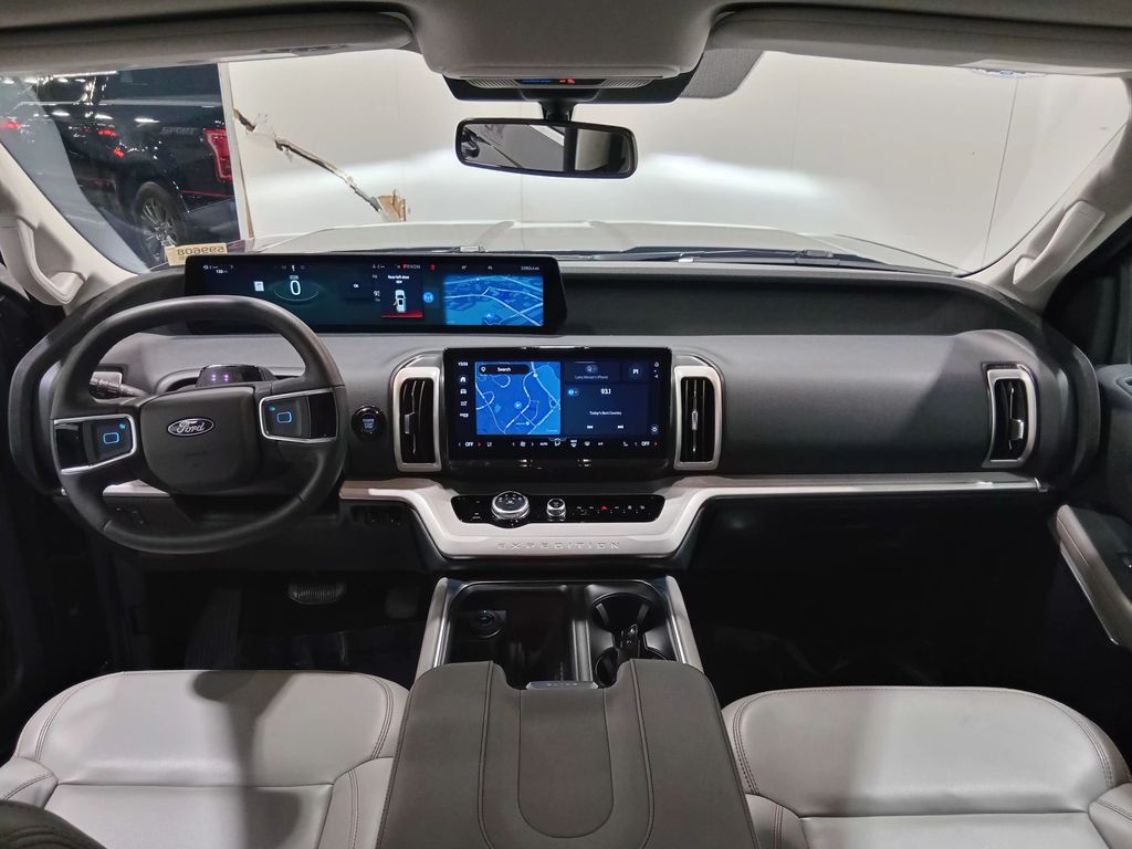 2025 Ford Expedition Active MAX