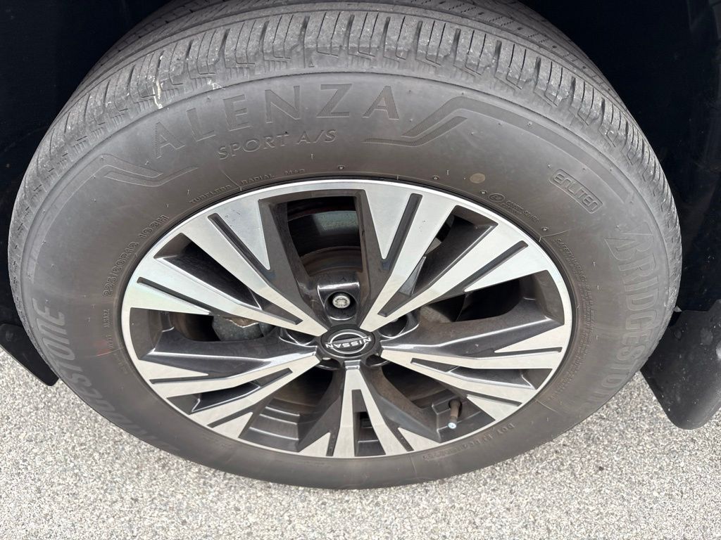 2023 Nissan Rogue — photo 4