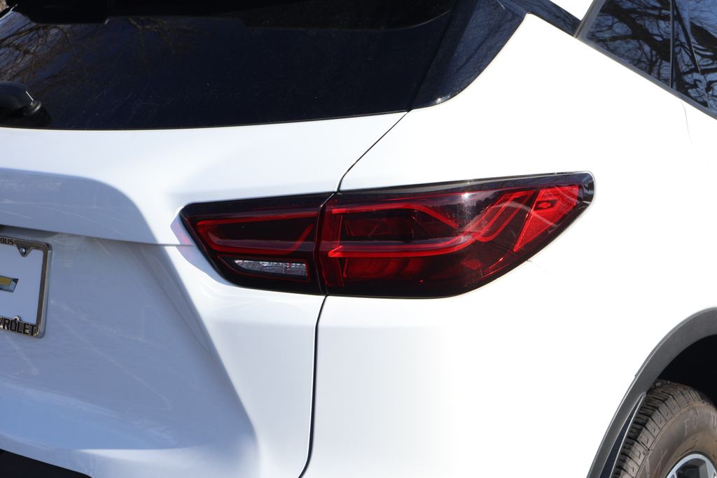Thumbnail: 2023 Chevrolet Blazer - 10