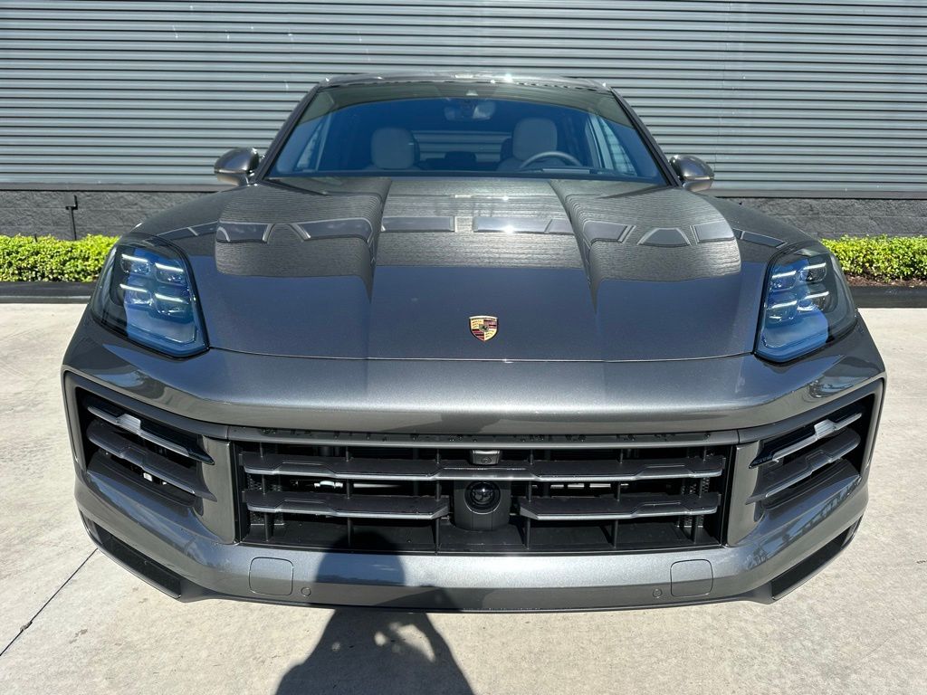 Thumbnail: 2026 Porsche Cayenne - 8