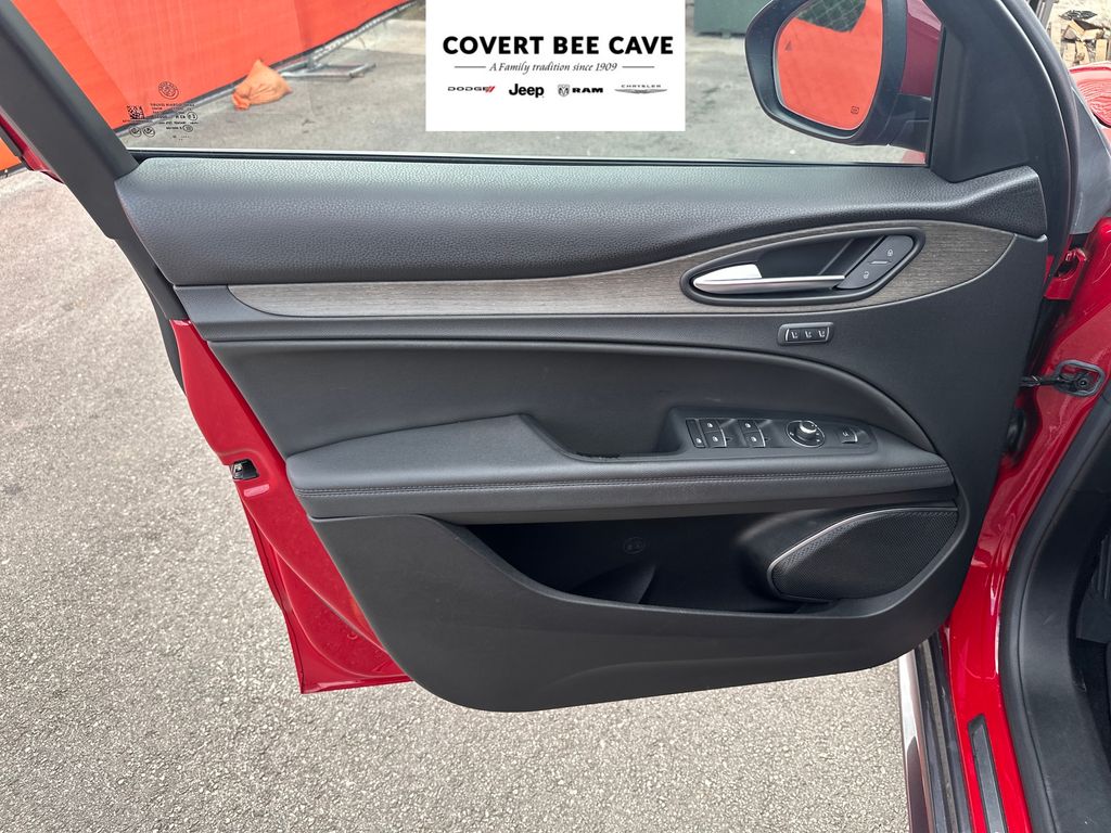 Used Car 2023 Alfa Romeo Stelvio  For Sale Under $30,000 In Austin, Texas