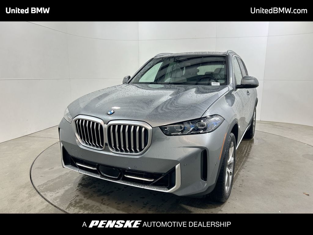 2026 BMW X5 sDrive40i Hero Image