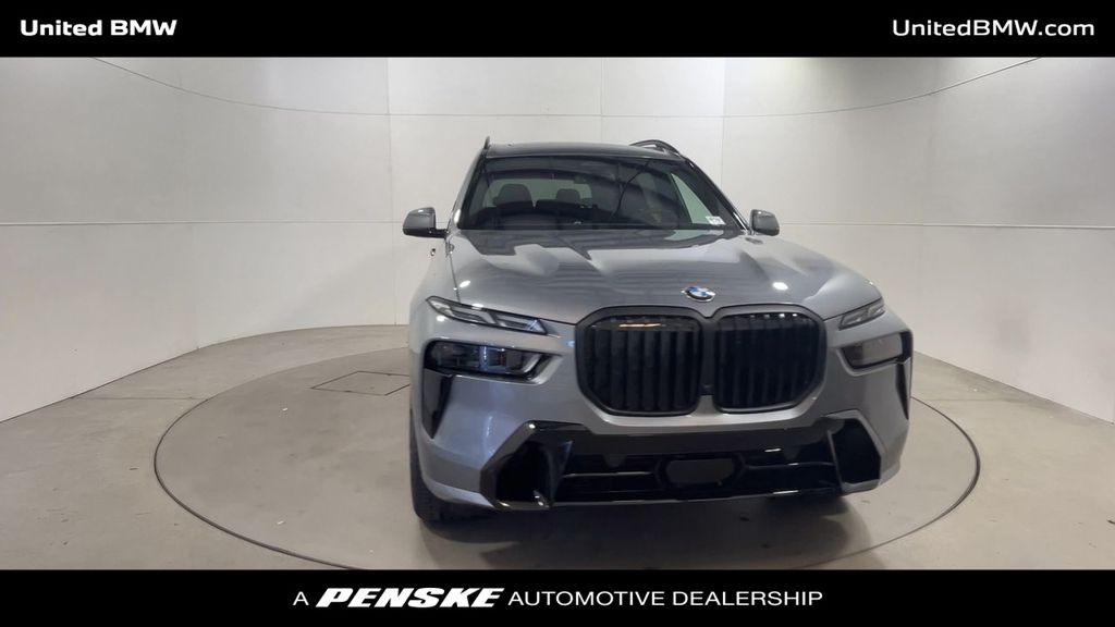 2025 BMW X7 xDrive40i 3