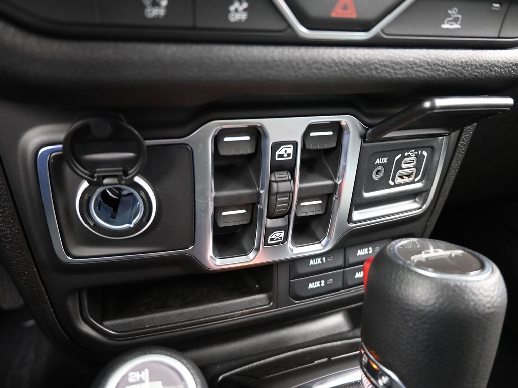 New 2026 Black Clearcoat Jeep Sport image 18