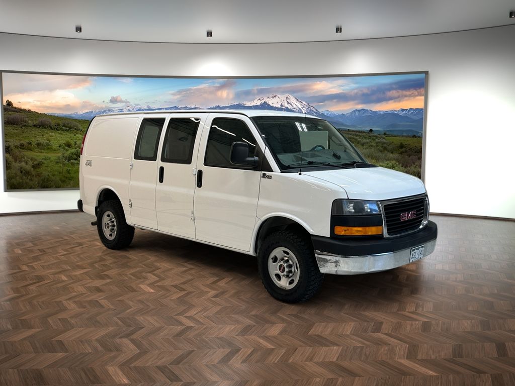 2016 GMC Savana Cargo 2500 RWD