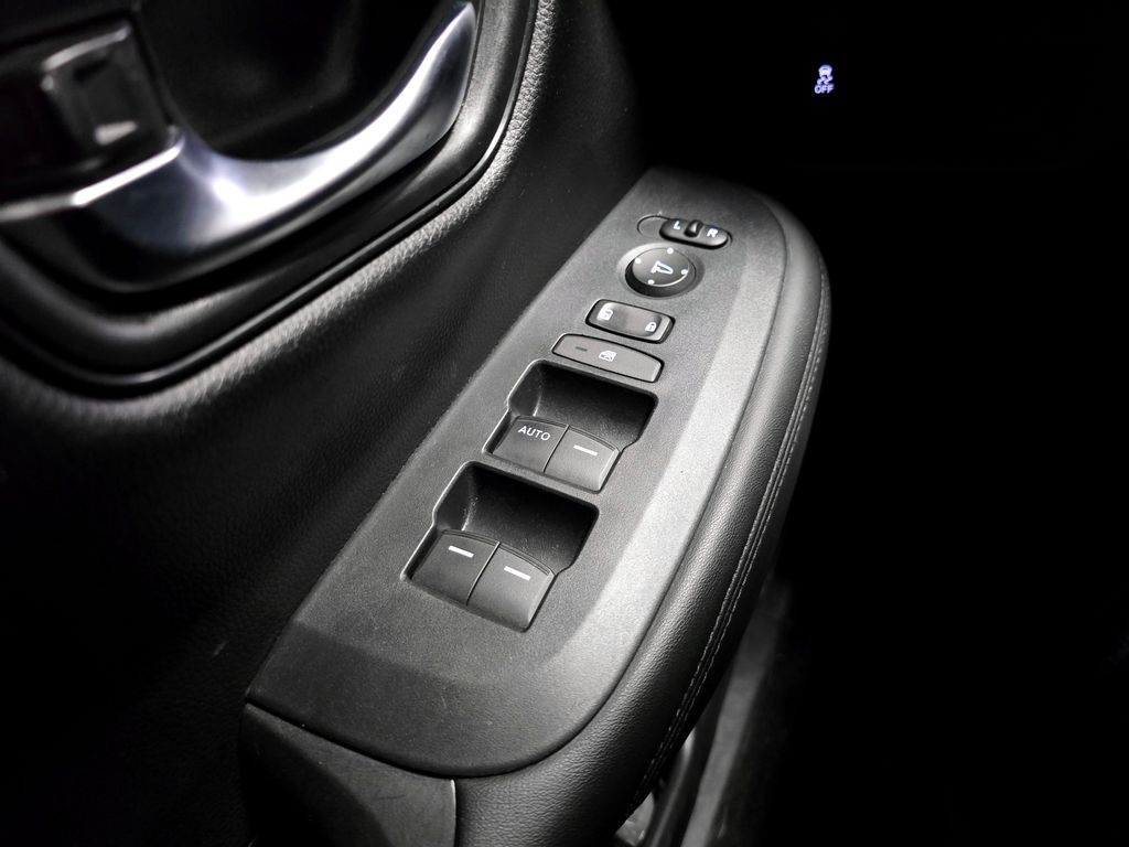 2023 Honda HR-V LX photo 21
