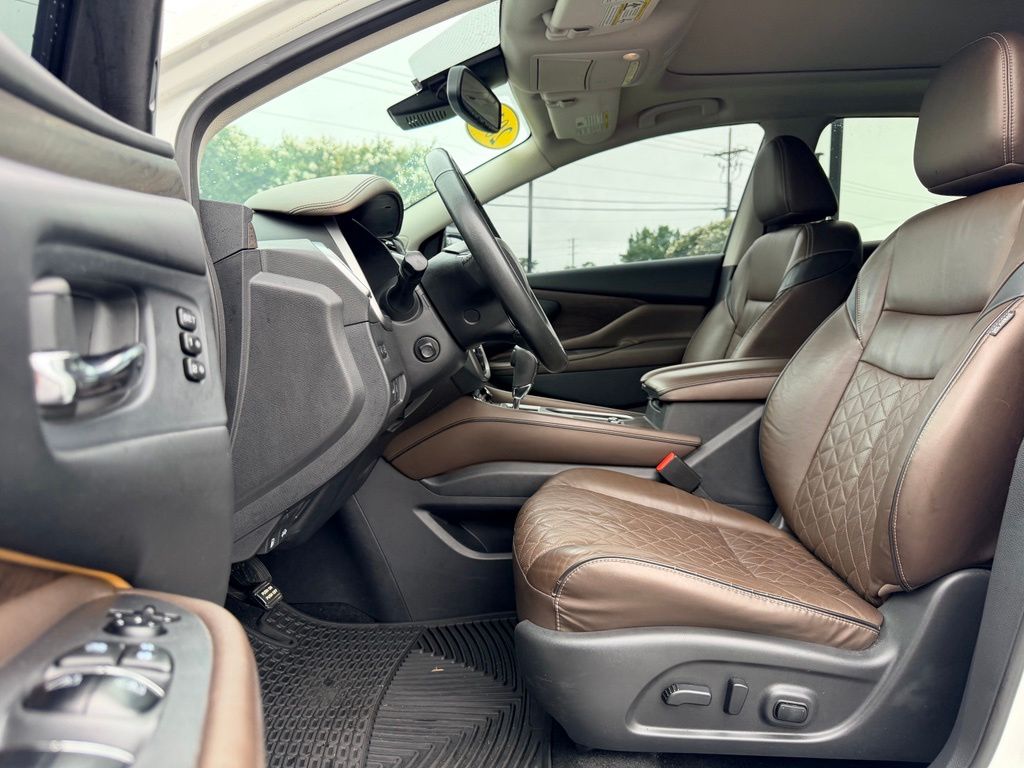 2019 Nissan Murano Platinum Pearl White - Jim Hudson Acura - Image 23