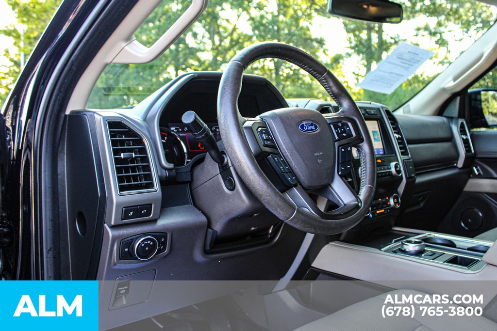 Used 2020 Black Ford XLT image 24