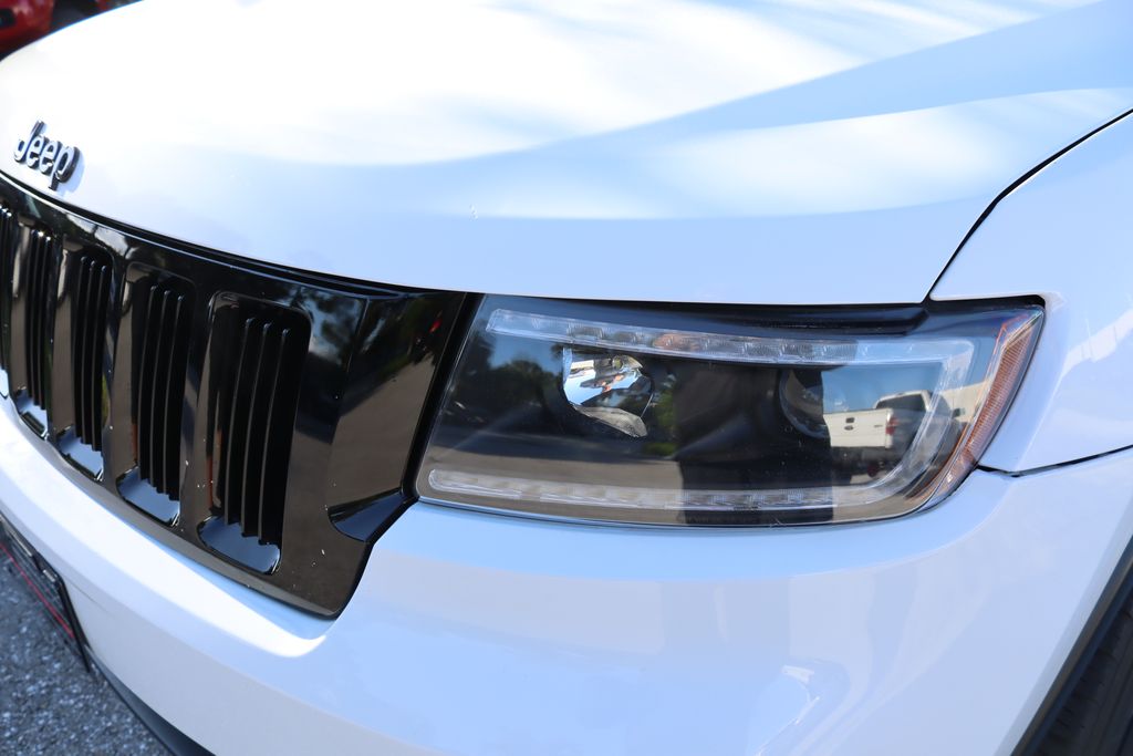 Thumbnail: 2013 Jeep Grand Cherokee - 3