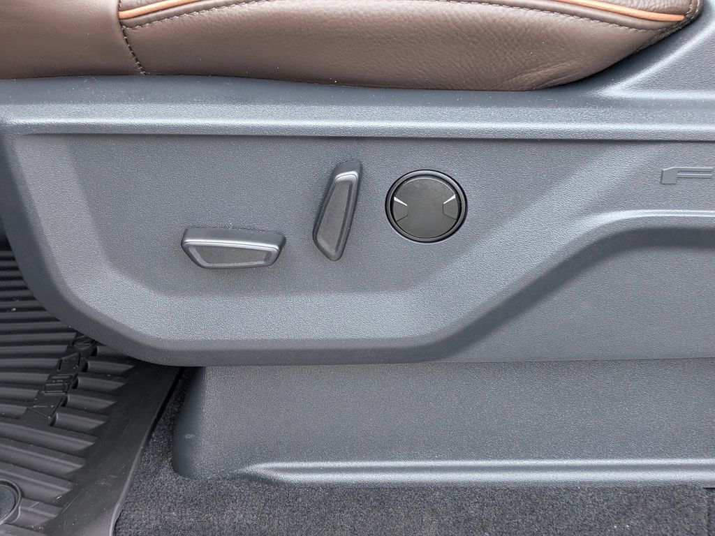 2026 Ford Expedition King Ranch