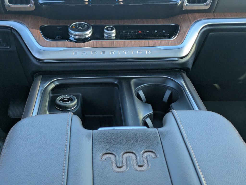 2026 Ford Expedition King Ranch