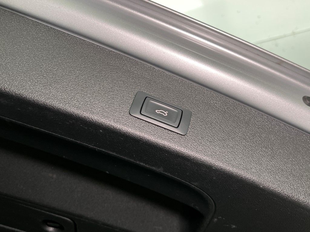 Thumbnail: 2014 Audi Q5 - 11