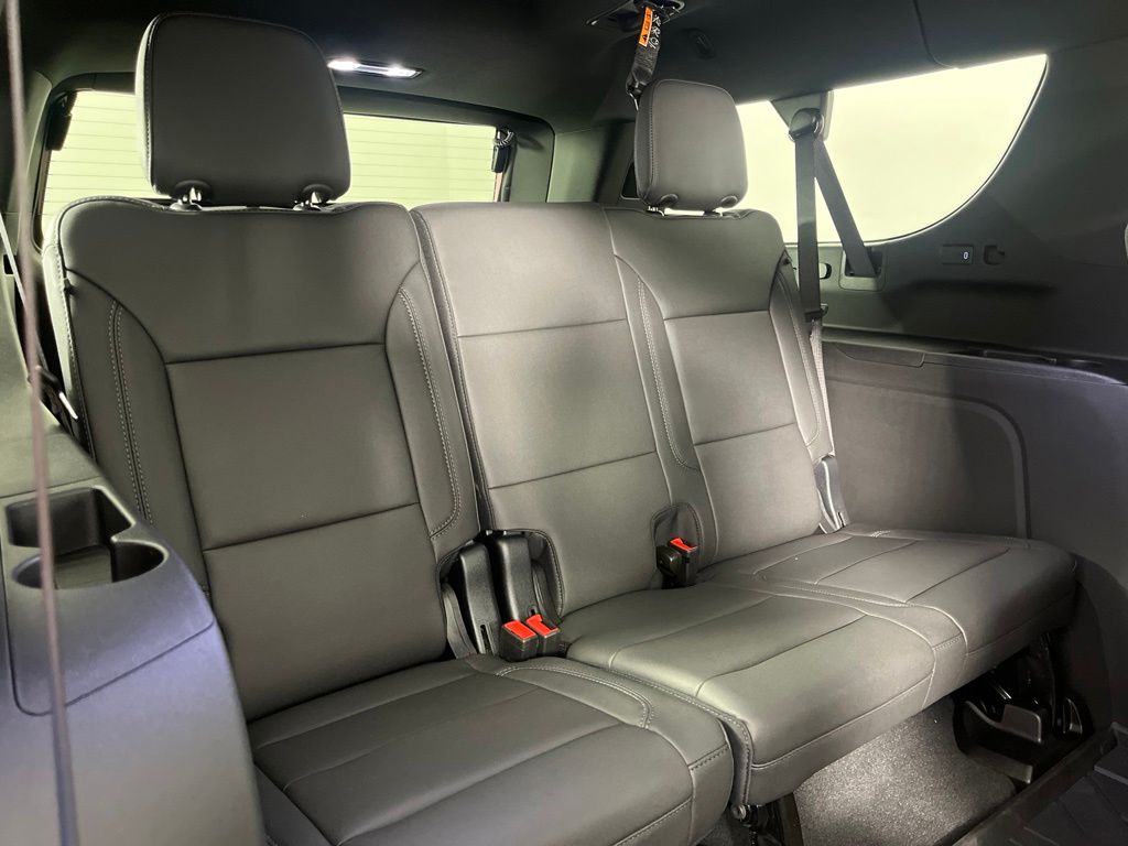 Thumbnail: 2026 Chevrolet Suburban - 13