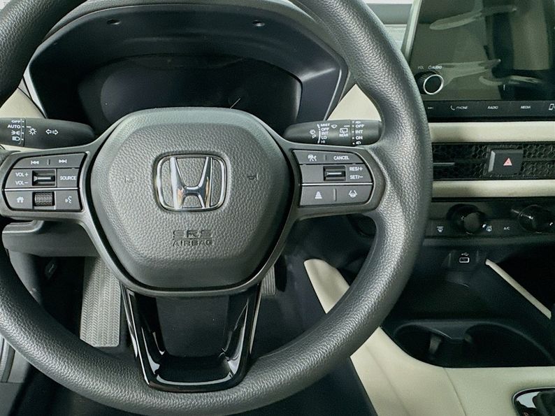 2025 Honda HR-V LX photo