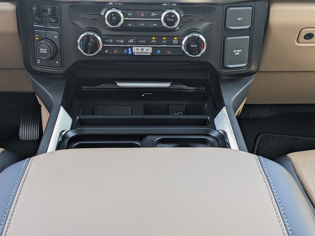 2025 Ford F-250 Super Duty Lariat