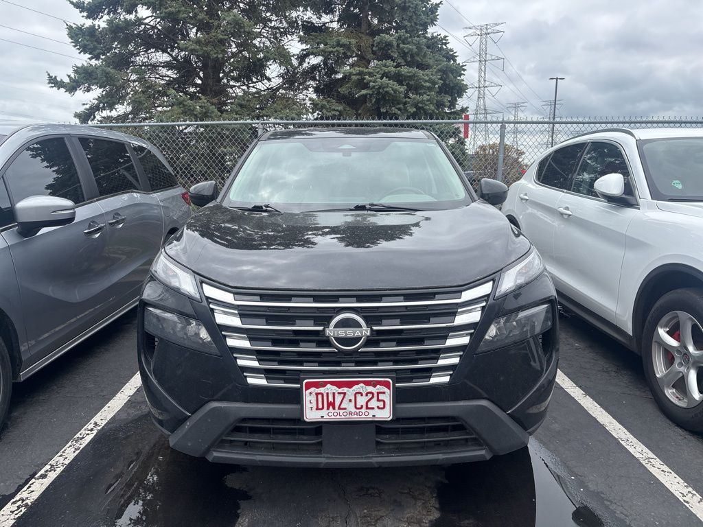 Super Black 2025 Nissan Rogue SV AWD SUV / Crossover All-Wheel Drive Continuously Variable Transmission