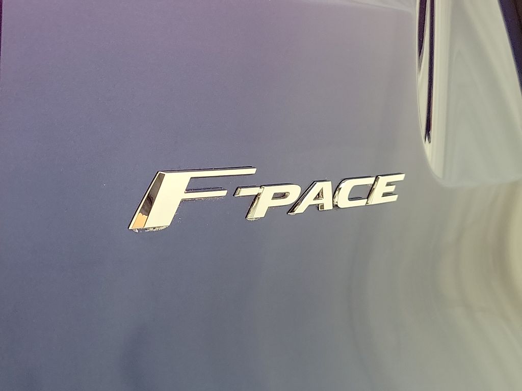 2023 Jaguar F-Pace S 31