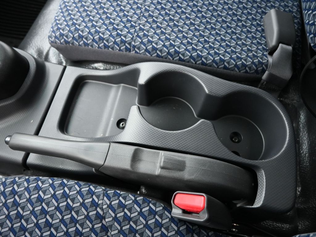 2025 Isuzu NPR HD 