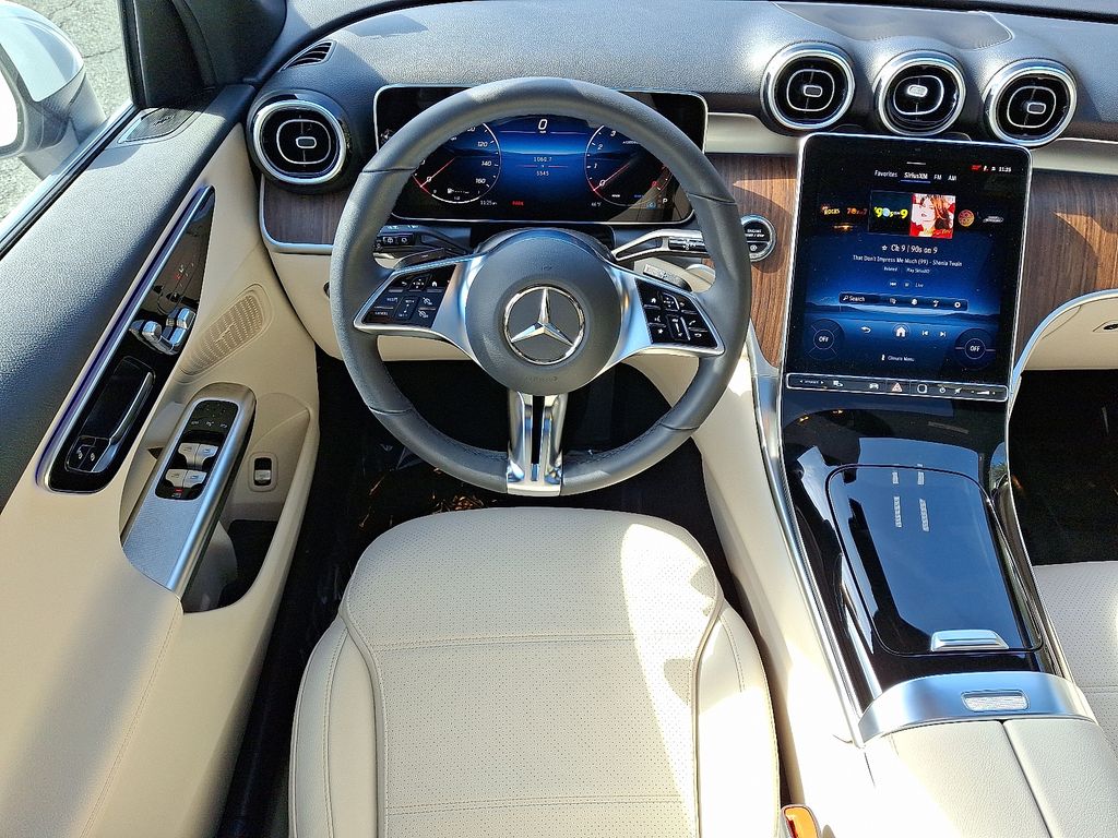 Thumbnail: 2026 Mercedes-Benz GLC - 11