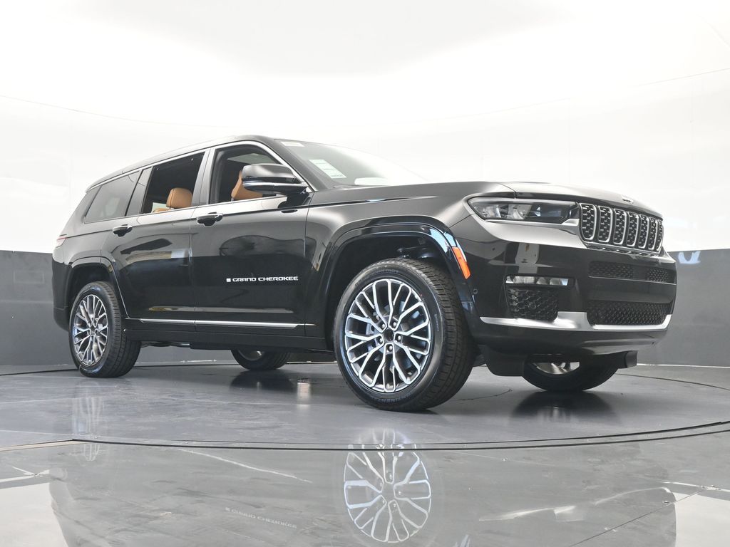 New 2025 Diamond Black Crystal Pearlcoat Jeep Summit image 62