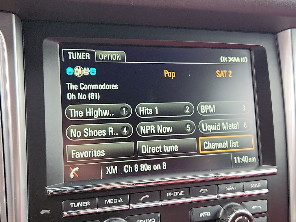 Thumbnail: 2015 Porsche Macan - 17