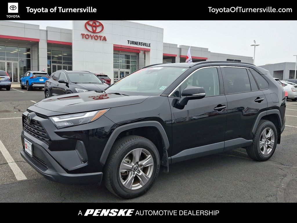 2022 Toyota RAV4 XLE -
                Turnersville, NJ