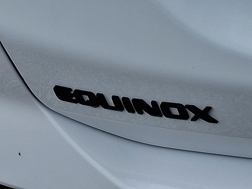 Thumbnail: 2023 Chevrolet Equinox - 32