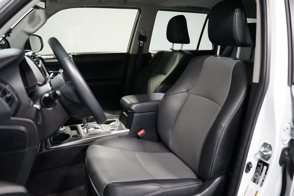 2024 Toyota 4Runner SR5 6