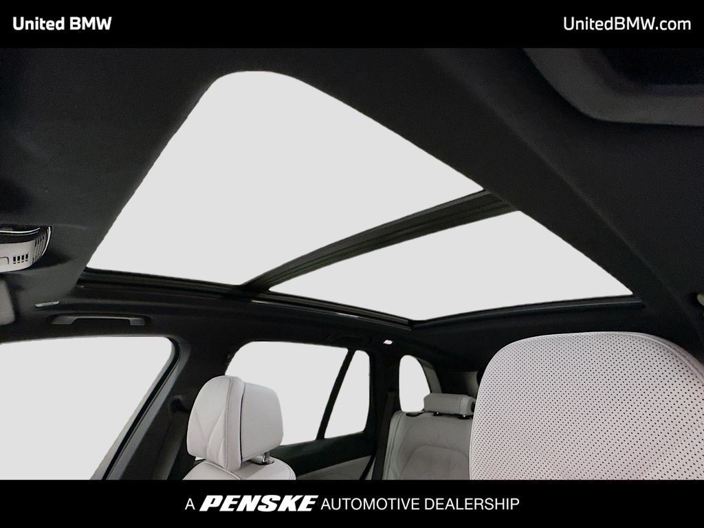 Thumbnail: 2025 BMW X5 - 12