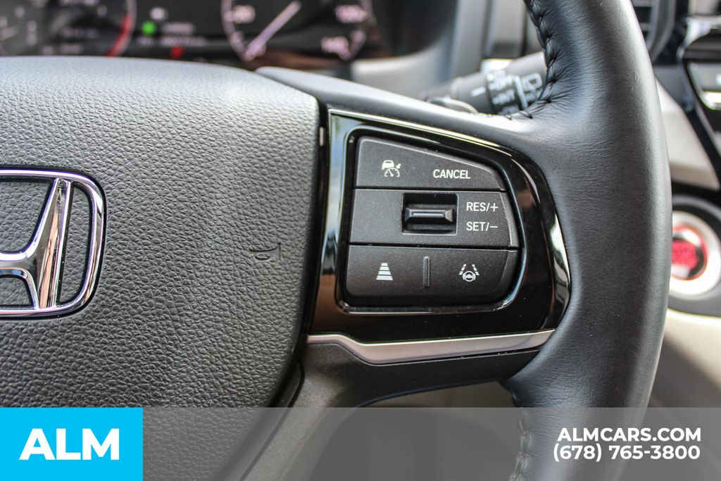 Used 2025 Blue Honda EX-L image 30