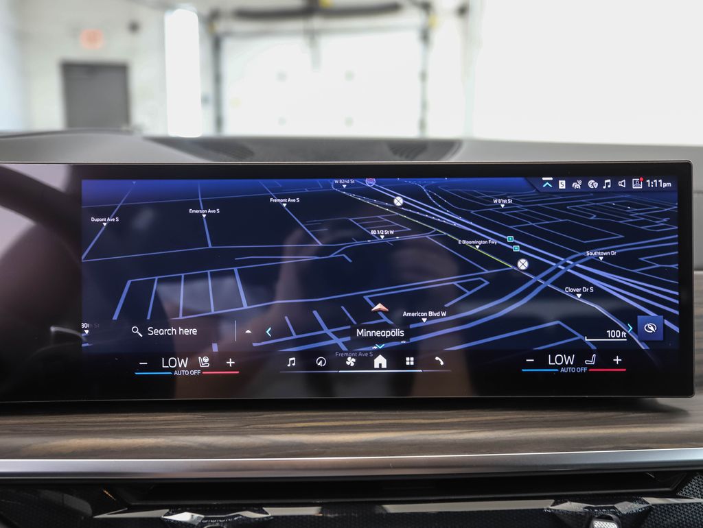 Thumbnail: 2026 BMW X7 - 17