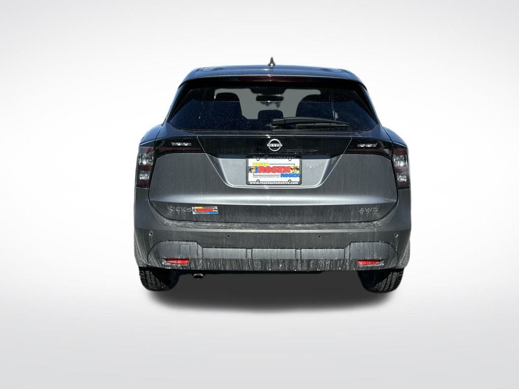 2025 Nissan Kicks SV photo