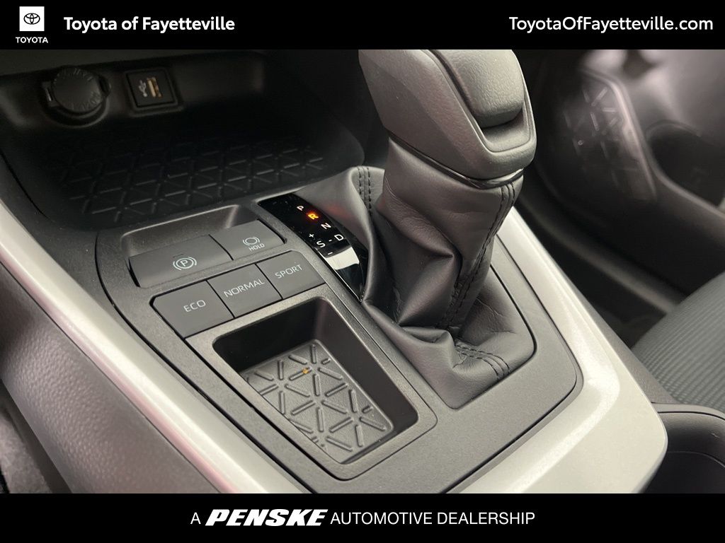 Thumbnail: 2025 Toyota RAV4 - 29