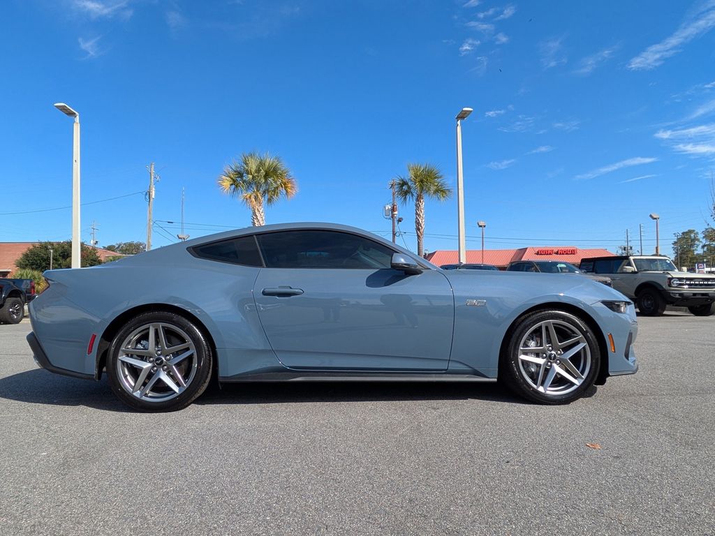 2025 Ford Mustang GT Premium Fastback