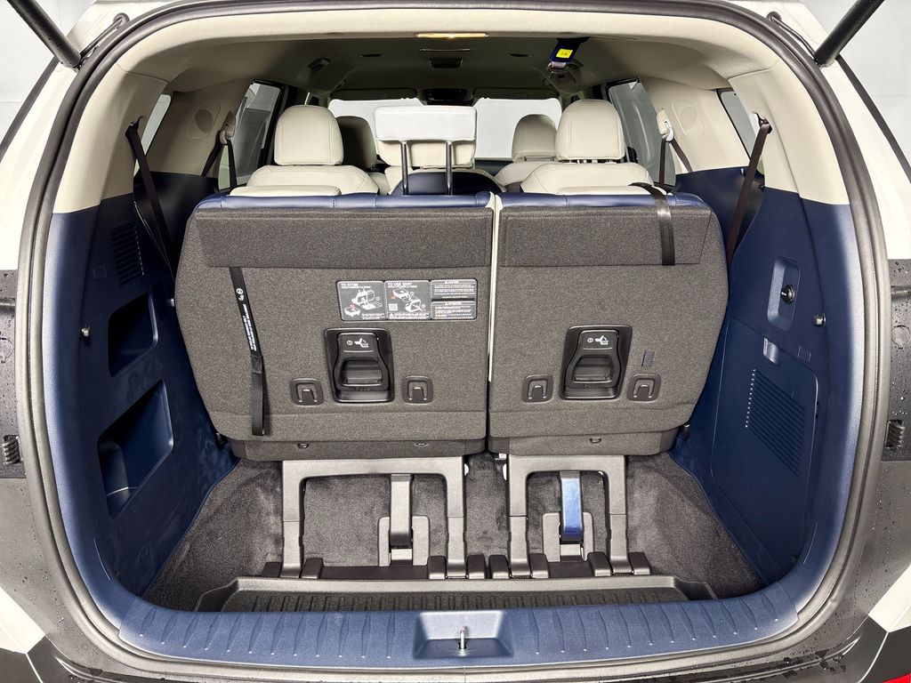 2026 Kia Carnival Hybrid EX