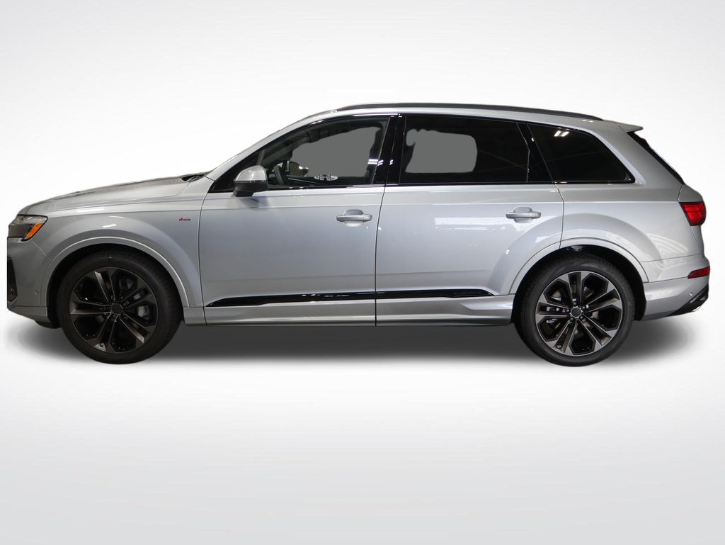 Thumbnail: 2026 Audi Q7 - 2
