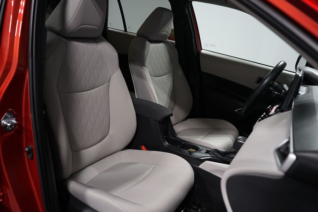 Thumbnail: 2025 Toyota Corolla Cross - 27