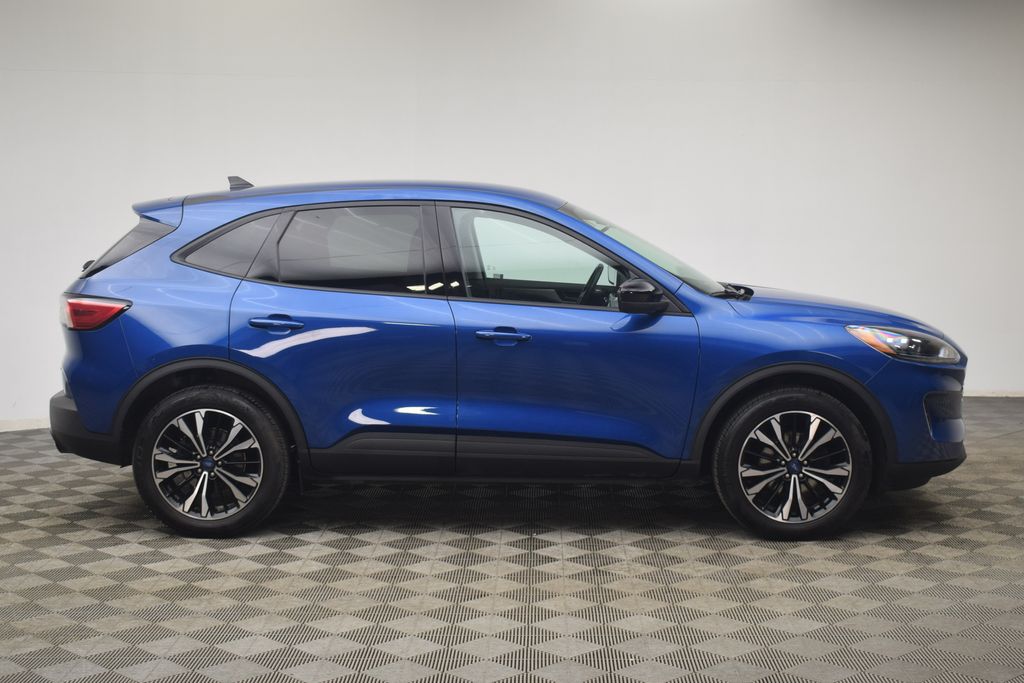 used 2022 Ford Escape car, priced at $18,999