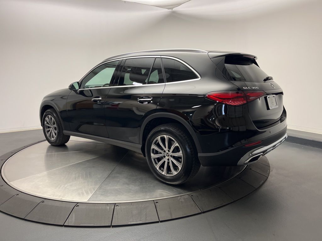 Thumbnail: 2025 Mercedes-Benz GLC - 5