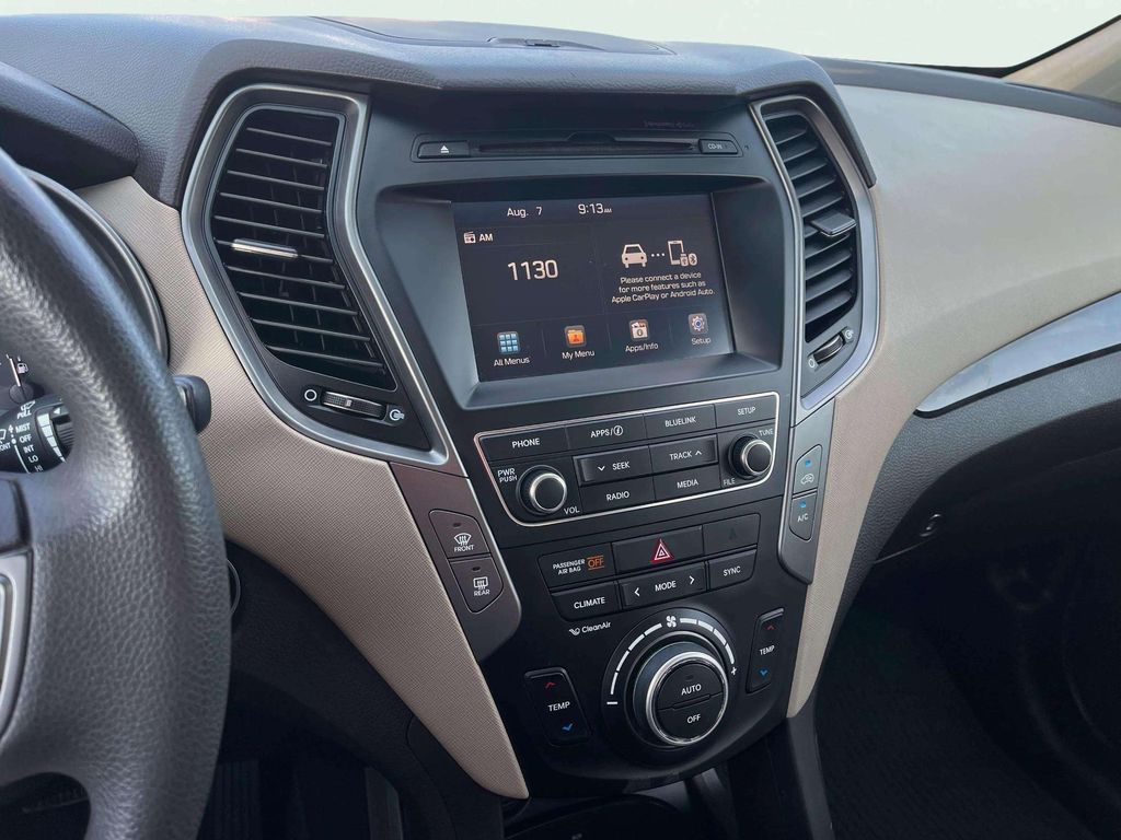 Used 2018 Platinum Graphite Hyundai 2.4 Base image 9