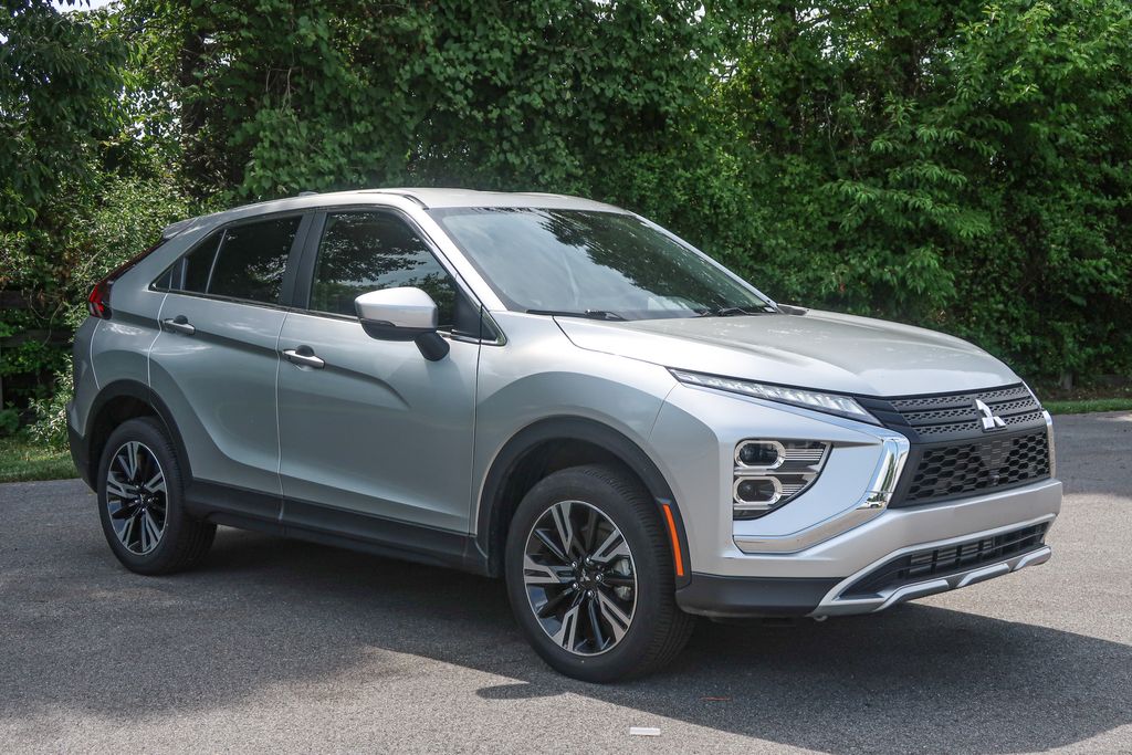 2025 Mitsubishi Eclipse Cross SE S-AWC's photo