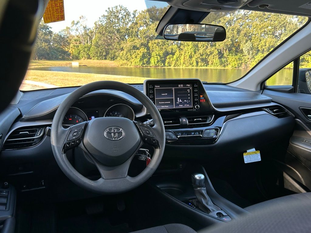 Thumbnail: 2021 Toyota C-HR - 12