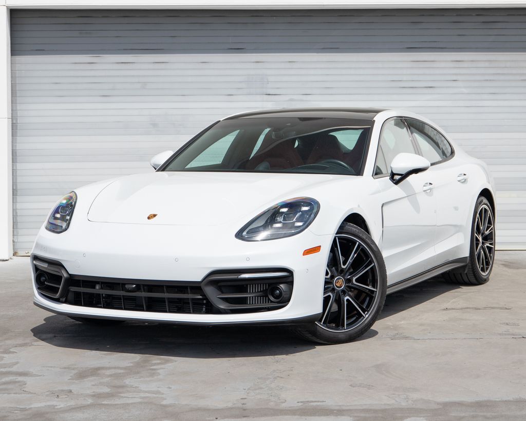 2023 Porsche Panamera 4 Platinum Edition AWD