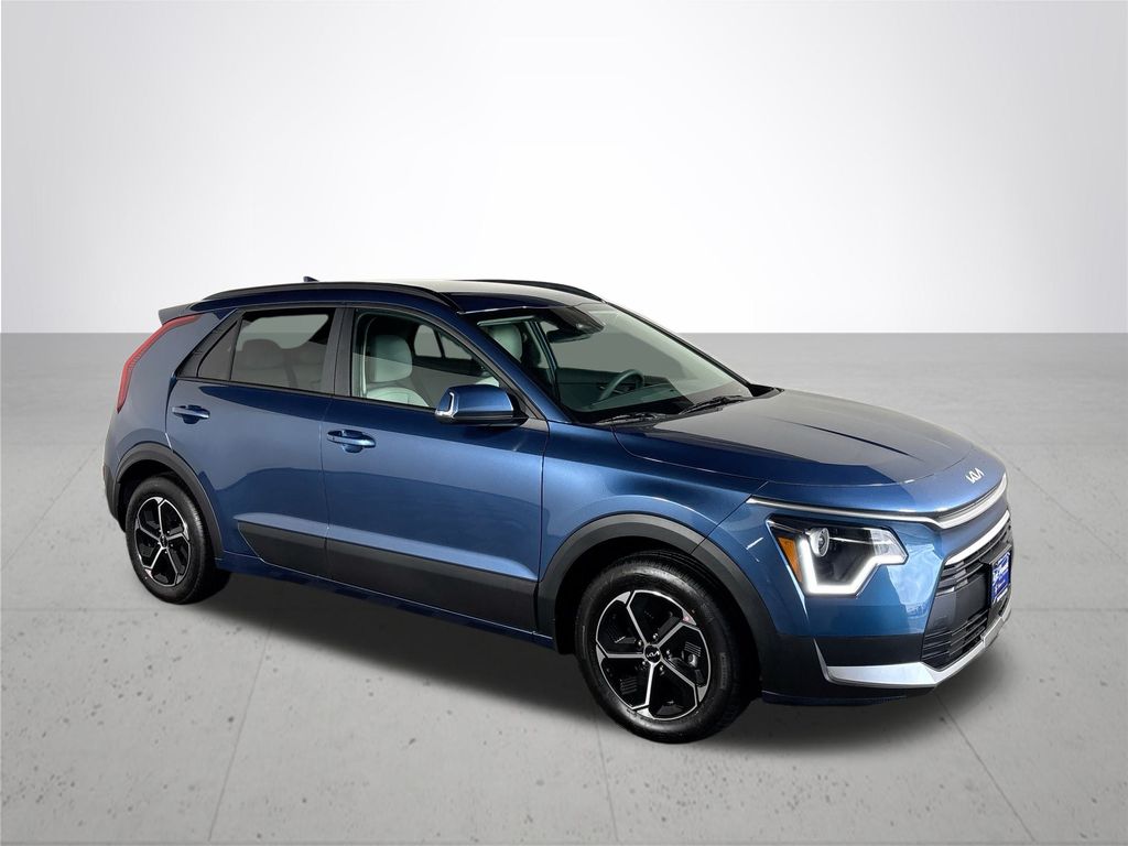 2025 Kia Niro EX