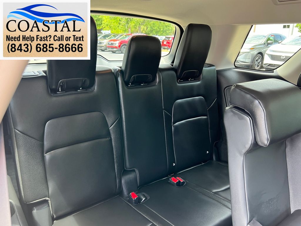 2025 Nissan Pathfinder SL Silver at Lugoff Nissan