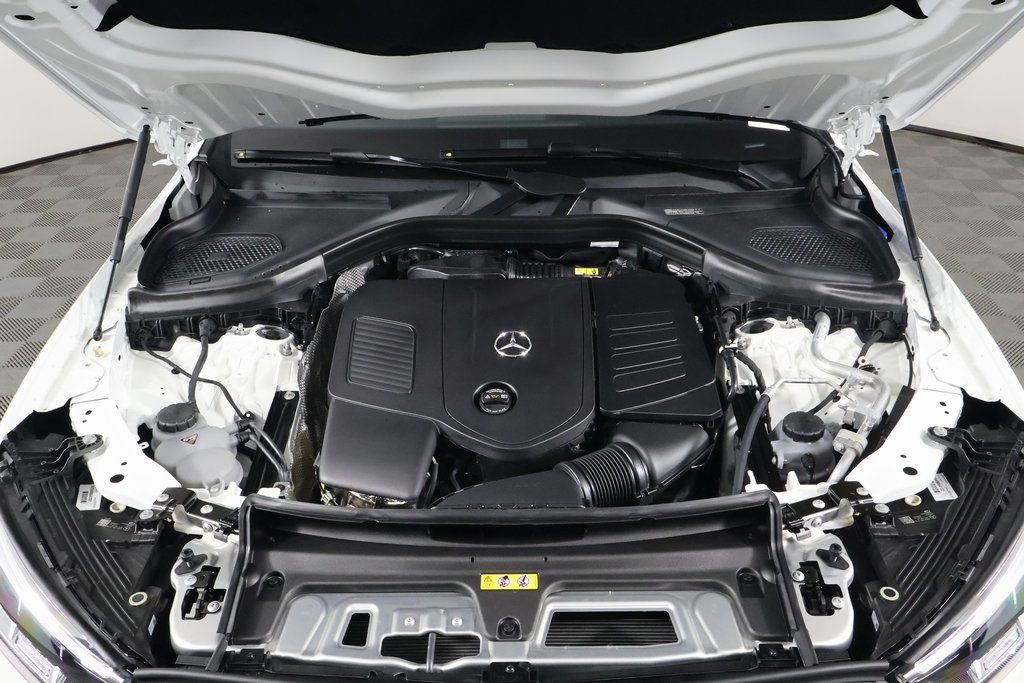 Thumbnail: 2026 Mercedes-Benz GLC - 9