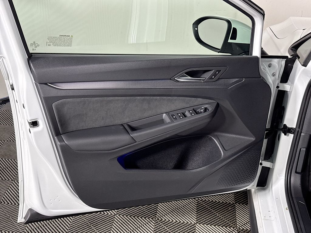 2025 Volkswagen Golf GTI 2.0T SE