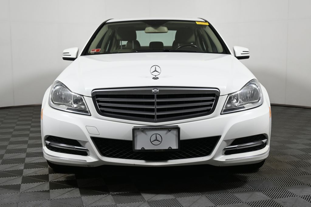 Thumbnail: 2014 Mercedes-Benz C-Class - 9