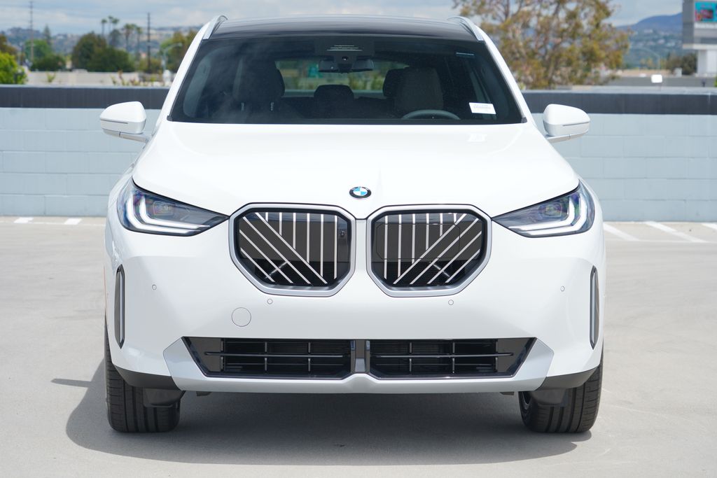 Thumbnail: 2026 BMW X3 - 2