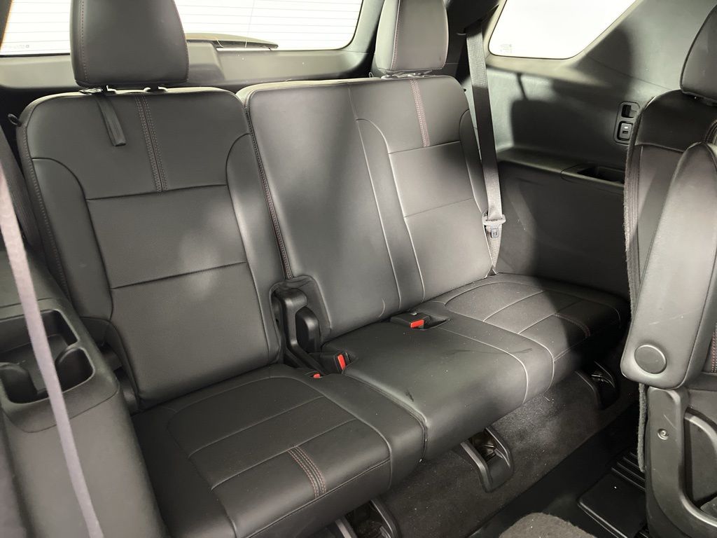 Thumbnail: 2022 Chevrolet Traverse - 10